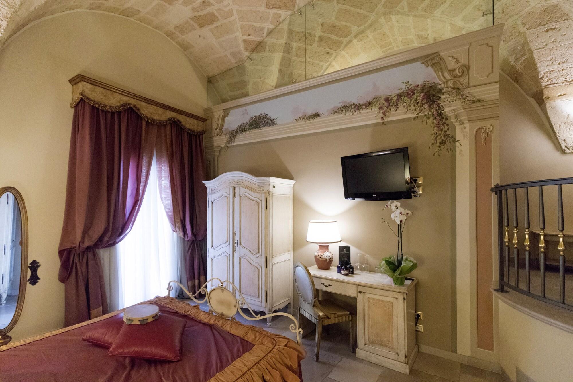 Kelina Charme Hotel By Cantine Due Palme Cellino San Marco Eksteriør bilde